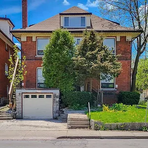 https://laronge.niagara-fallshotels.com