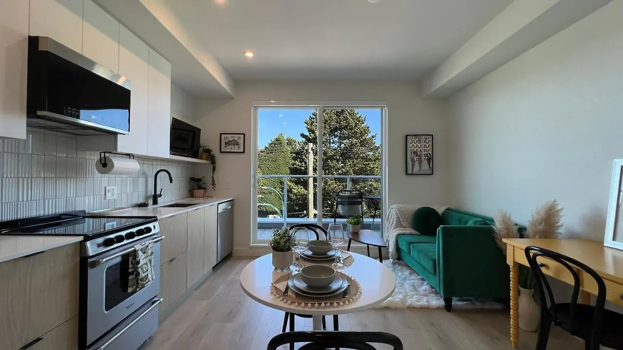 ויקטוריה Hillside Oasis By Iris Properties!